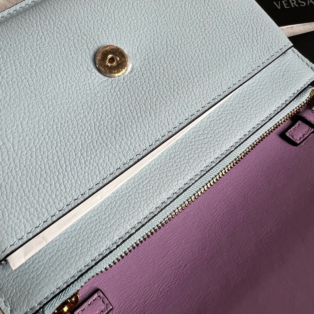 🖤SOLD🖤 Versace light blue ‘La Medusa’ shoulder bag NWT - Picture 12 of 16
